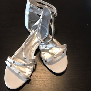 Jennifer Lopez Flats